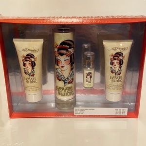 Ed Hardy Love & Luck Set (NWT)